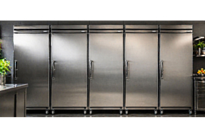 Wann und warum Kühlschränke und Gefriertruhen für Ihre Veranstaltungen in der Schweiz mieten?