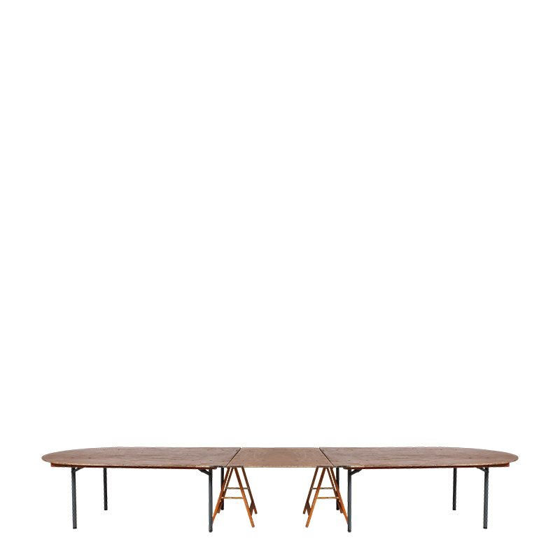 Table ovale de 150 x 500 cm